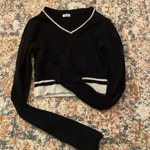 Long sleeve crop top
